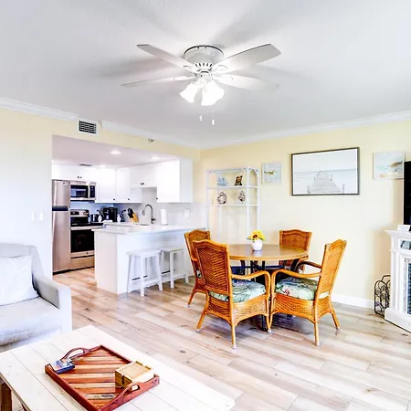 South Beach Condo Hotel By Travel Resort Services, Inc. St. Pete Beach Exterior photo