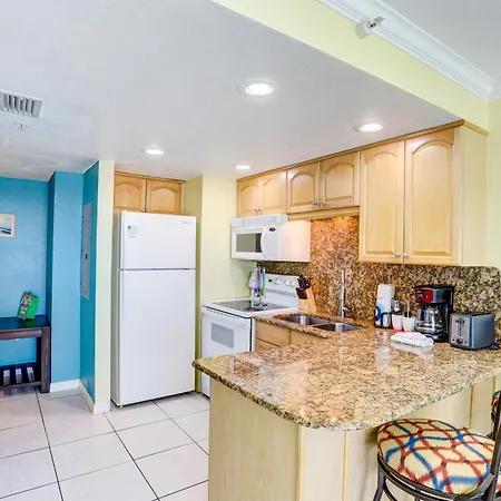 South Beach Condo Hotel By Travel Resort Services, Inc. St. Pete Beach Exterior photo